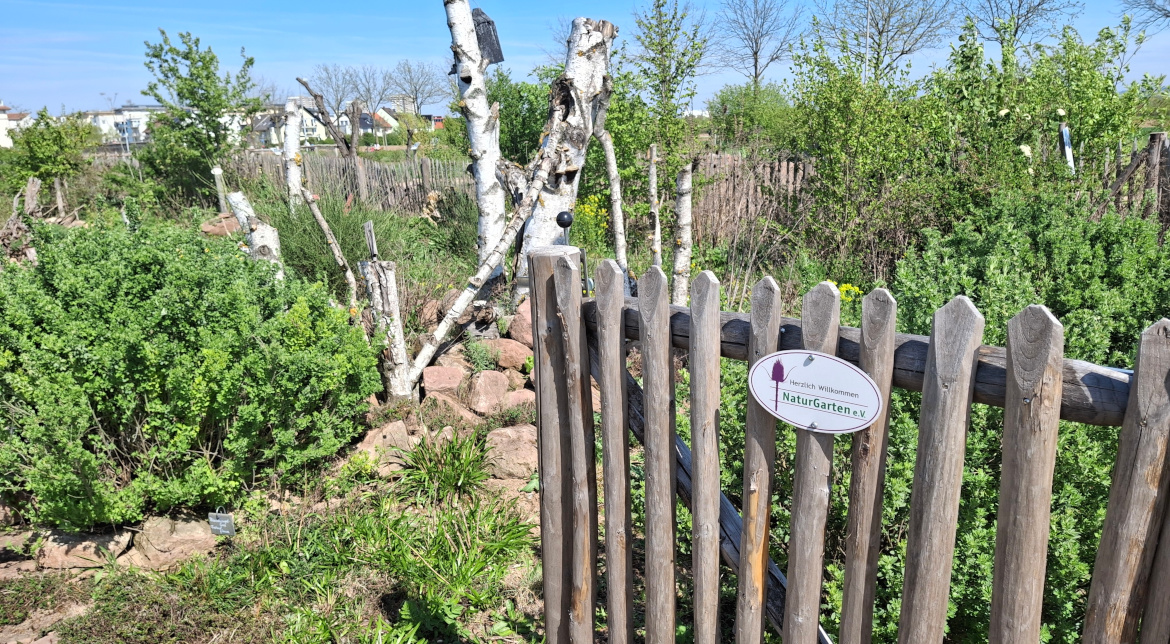 Naturgartenverein Mannheim Eingang Natur-Entdecker-Garten